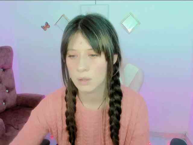 ZooeyBelair webcam