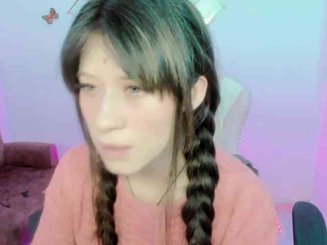 ZooeyBelair webcam