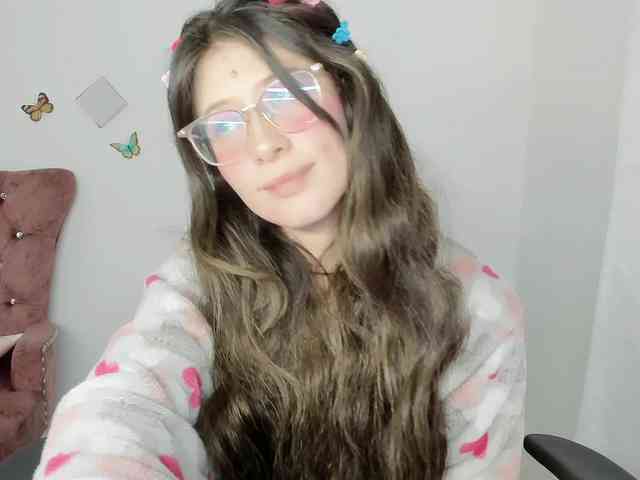 ZooeyBelair webcam