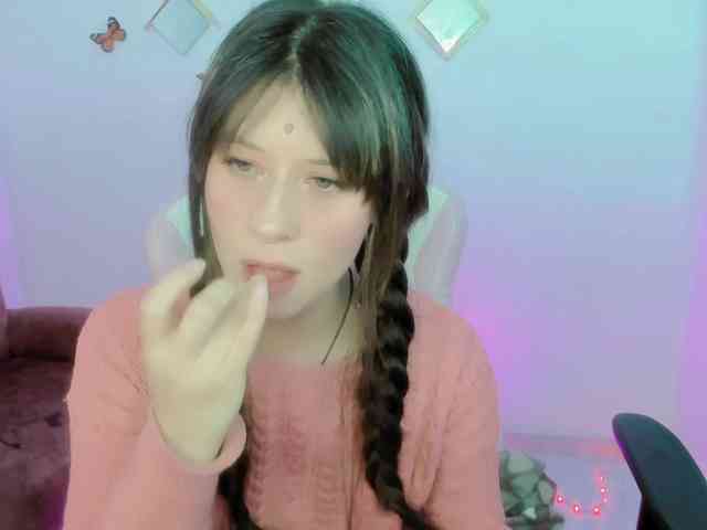 ZooeyBelair webcam