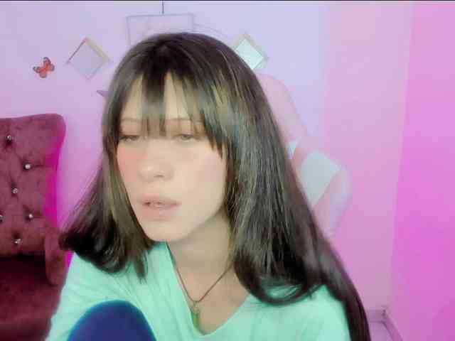 ZooeyBelair webcam