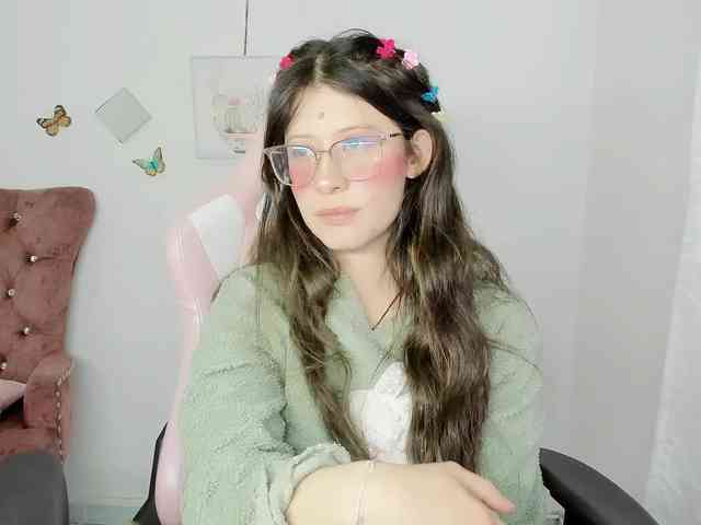 ZooeyBelair webcam