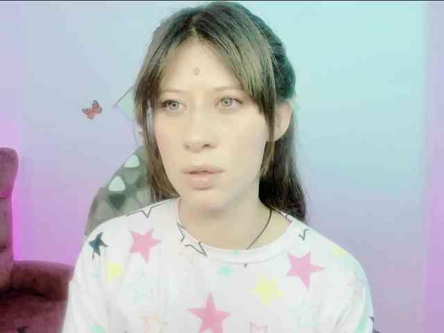 ZooeyBelair webcam