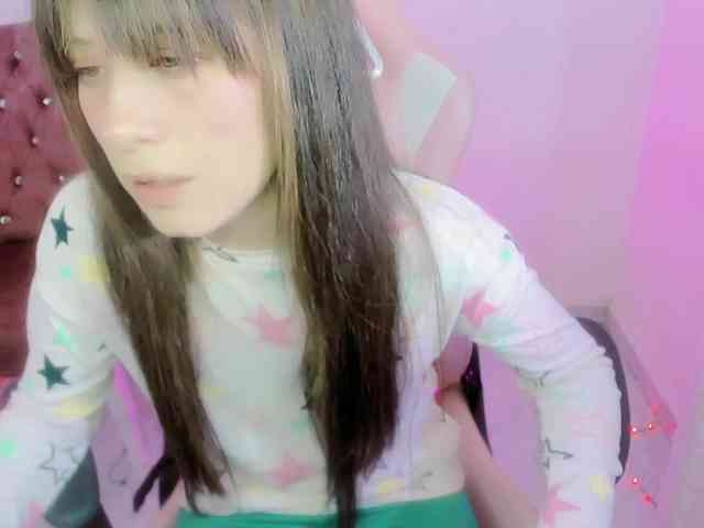 ZooeyBelair webcam