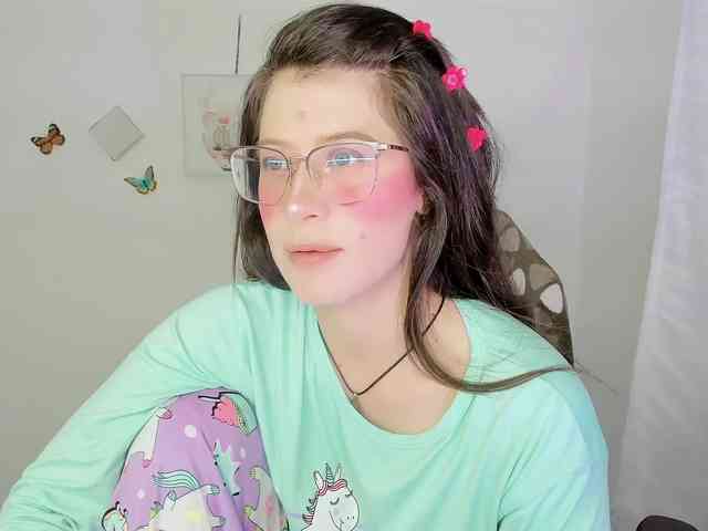 ZooeyBelair webcam