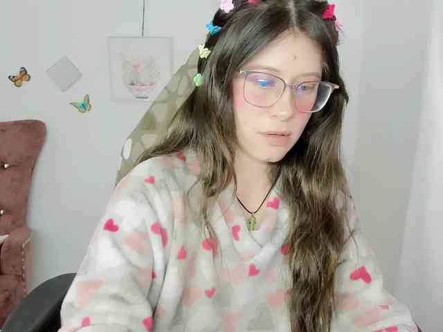 ZooeyBelair webcam