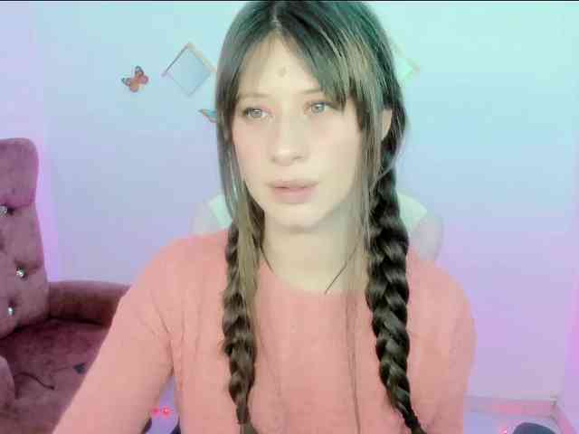 ZooeyBelair webcam