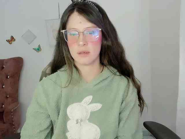 ZooeyBelair webcam