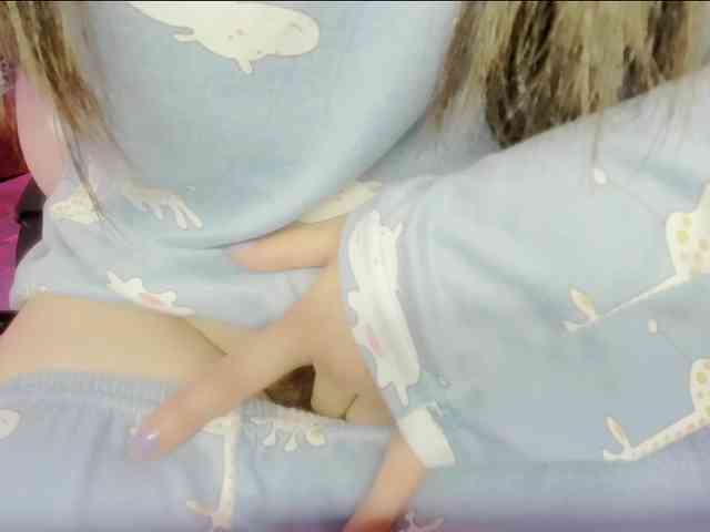 ZooeyBelair webcam