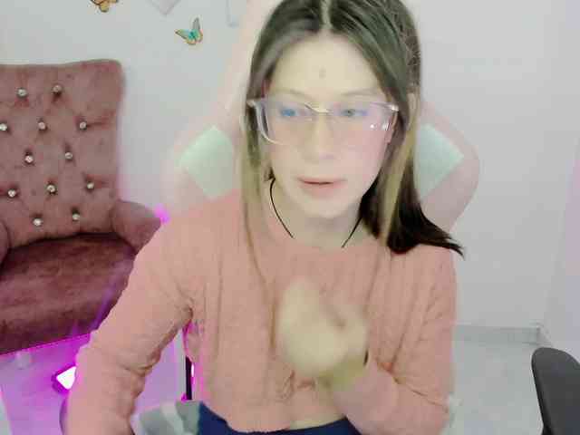 ZooeyBelair webcam