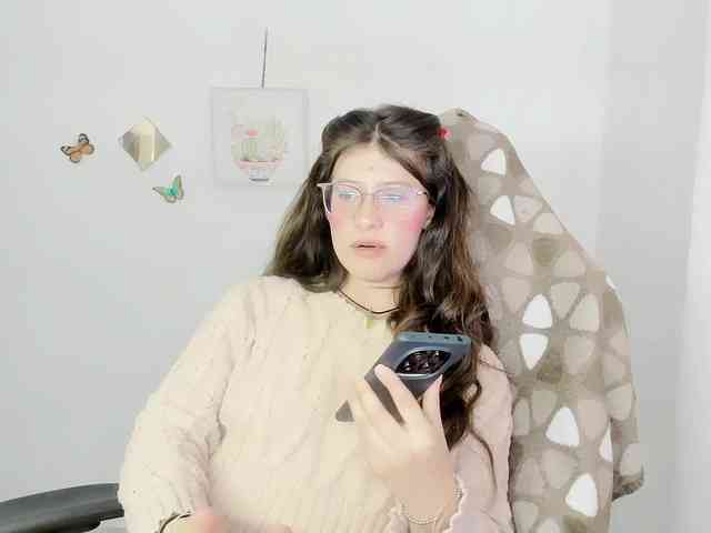 ZooeyBelair webcam