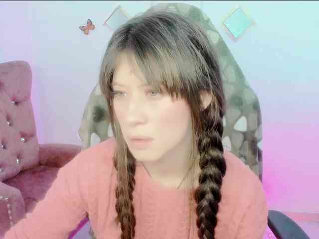 ZooeyBelair webcam