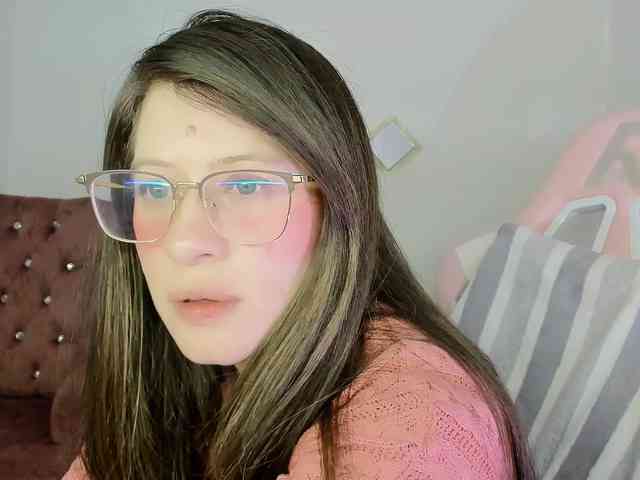 ZooeyBelair webcam