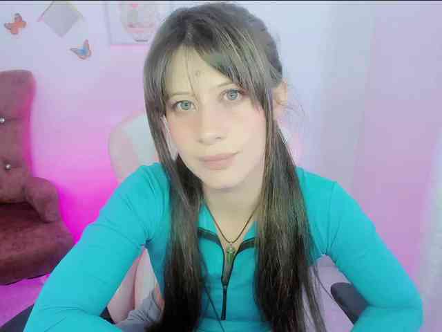 ZooeyBelair webcam