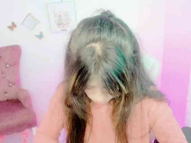 ZooeyBelair webcam