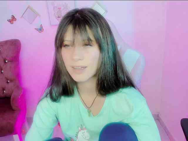 ZooeyBelair webcam
