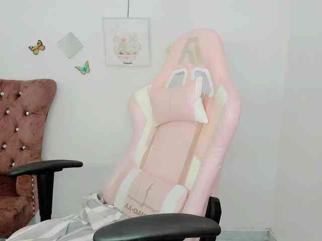 ZooeyBelair ZooeyBelair