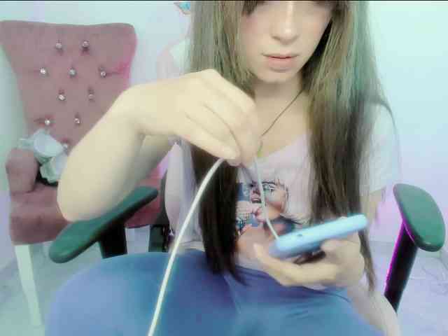 ZooeyBelair webcam