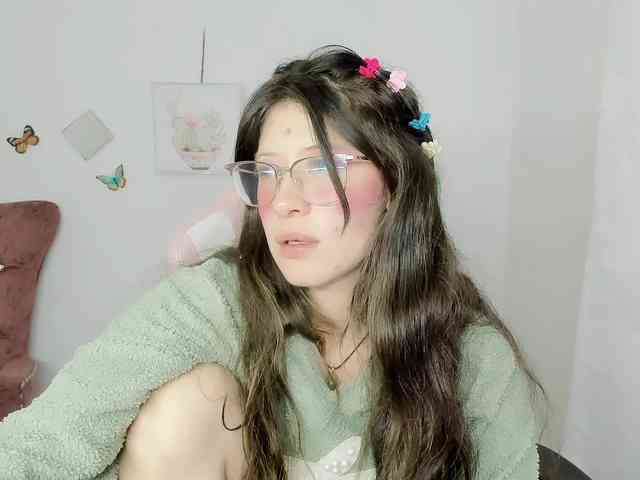 ZooeyBelair webcam