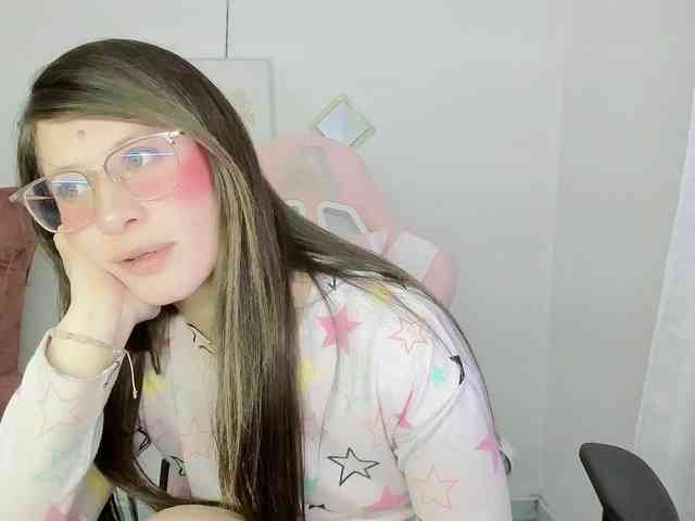 ZooeyBelair webcam