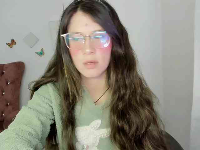 ZooeyBelair webcam