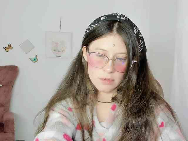 ZooeyBelair webcam
