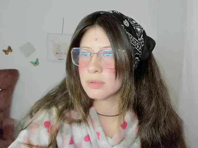 ZooeyBelair webcam