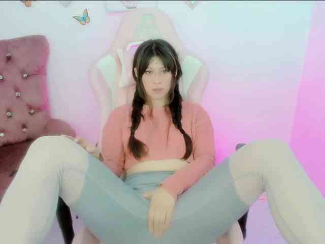 ZooeyBelair webcam