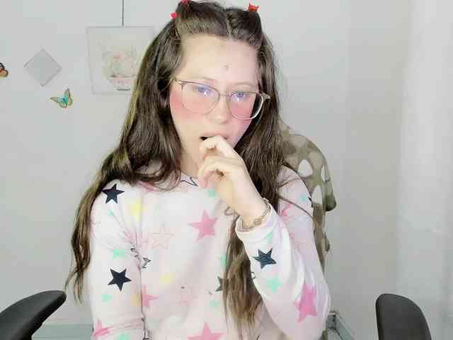 ZooeyBelair webcam