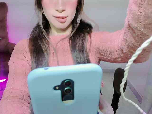 ZooeyBelair webcam