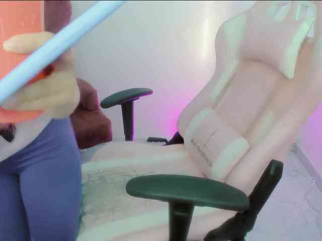 ZooeyBelair webcam