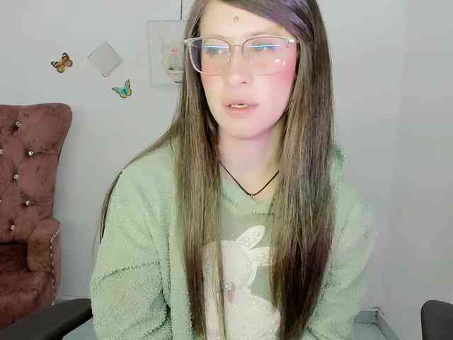 ZooeyBelair webcam