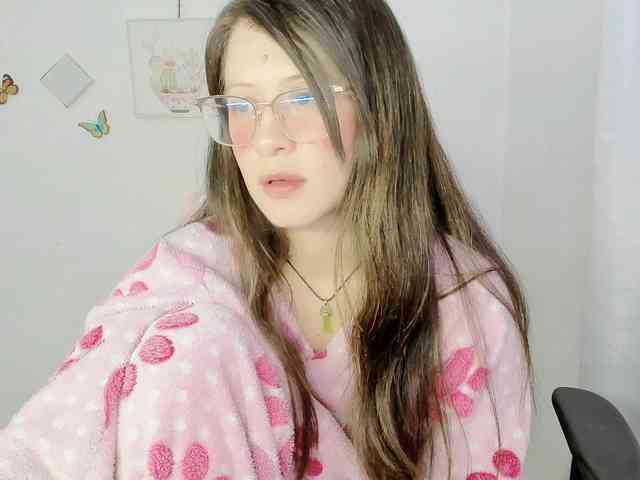 ZooeyBelair Live Webcam on BongaCams