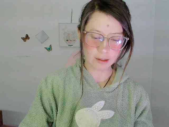 ZooeyBelair webcam