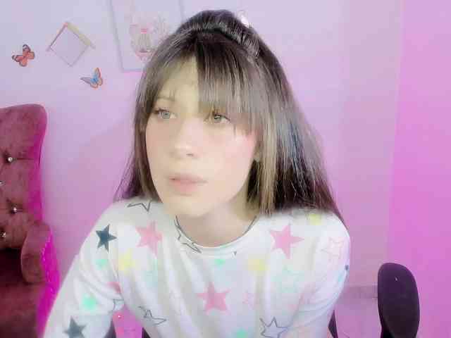 ZooeyBelair webcam