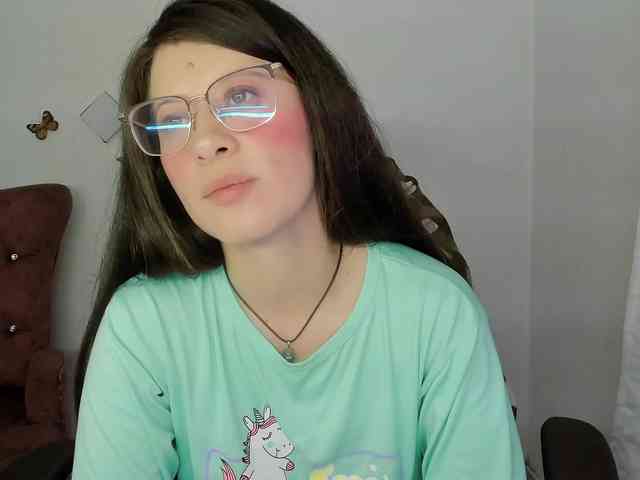 ZooeyBelair webcam