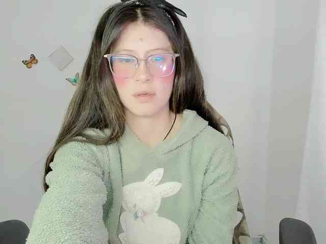 ZooeyBelair webcam