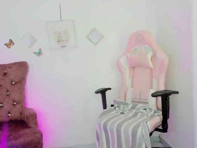 ZooeyBelair ZooeyBelair