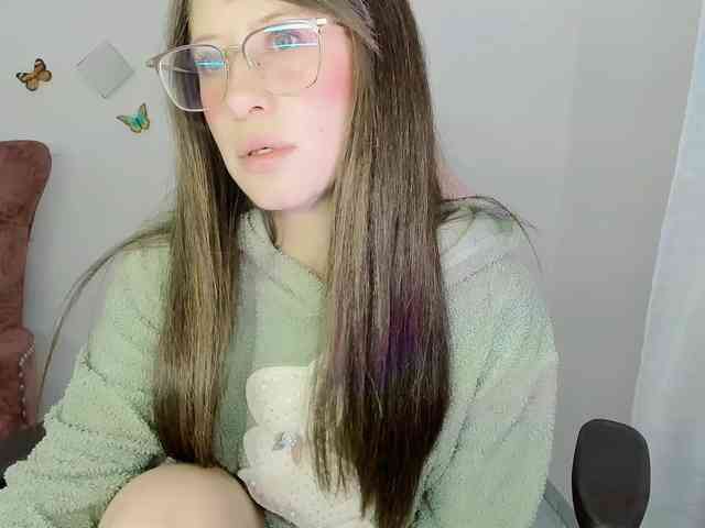 ZooeyBelair webcam