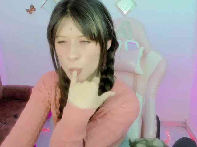 ZooeyBelair webcam