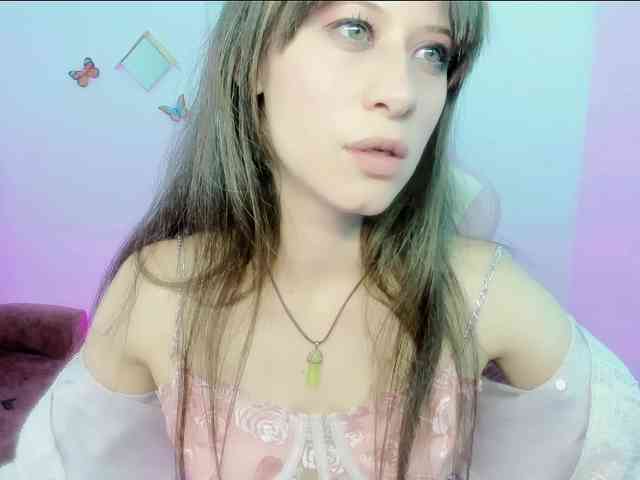 ZooeyBelair webcam