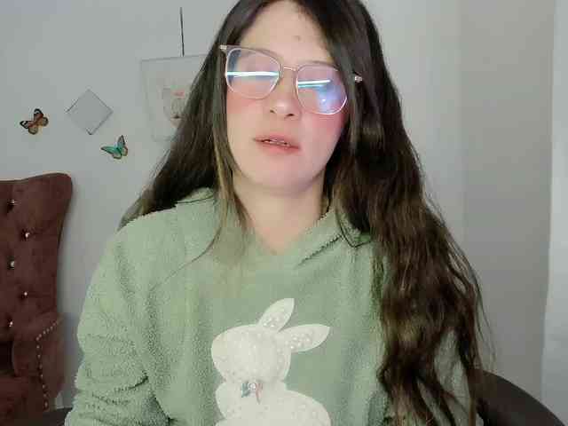 ZooeyBelair webcam