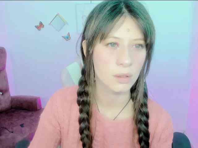 ZooeyBelair webcam