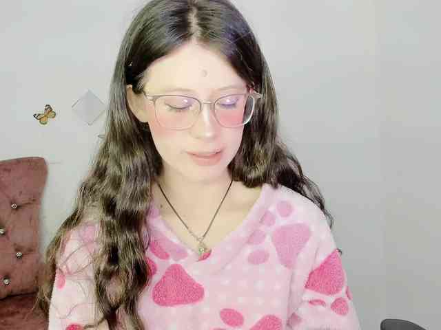 ZooeyBelair webcam