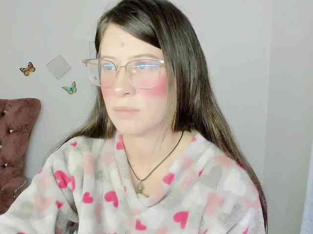 ZooeyBelair webcam