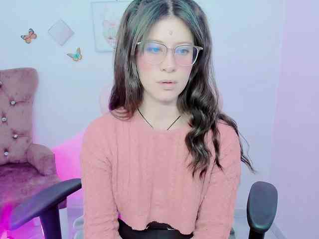 ZooeyBelair webcam