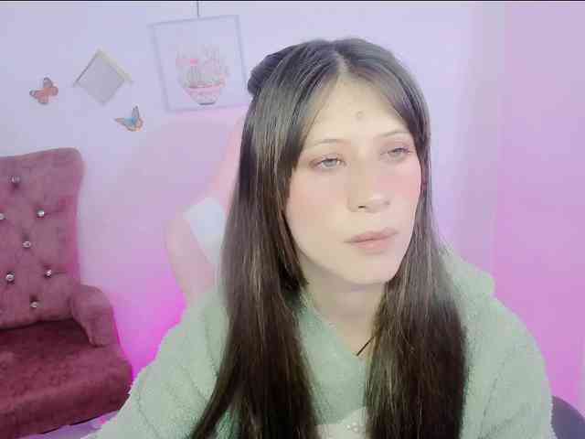 ZooeyBelair webcam