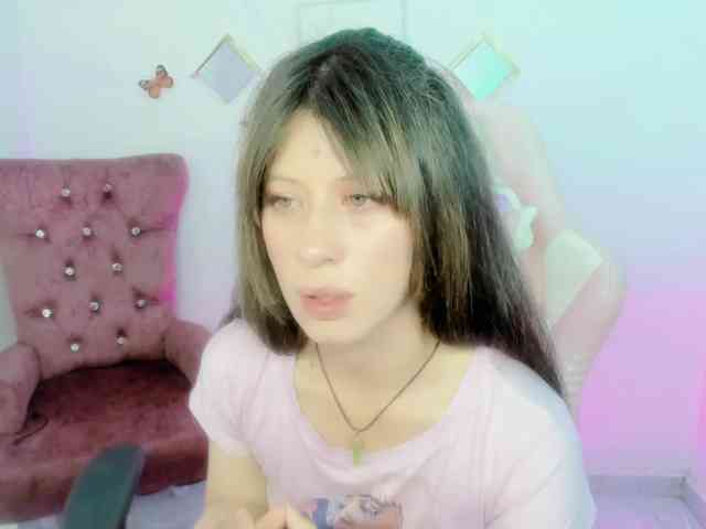 ZooeyBelair webcam