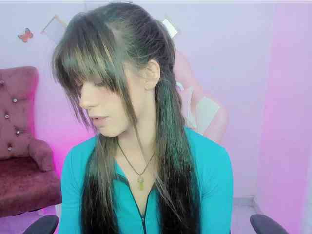 ZooeyBelair webcam
