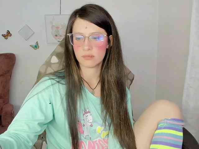 ZooeyBelair webcam